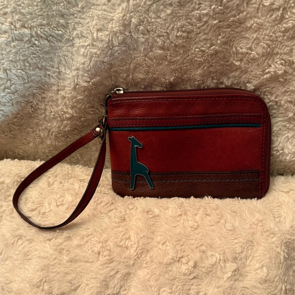 Fossil Rare Safari Key-Per Wristlet/Wallet w/Giraffe Accent Leather 4 Card Slots